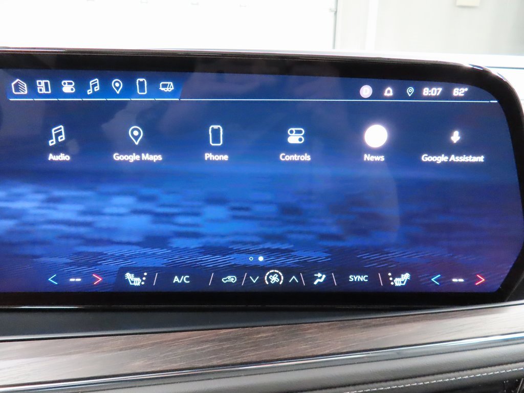 Used 2025 Chevrolet Suburban Z71 image 26