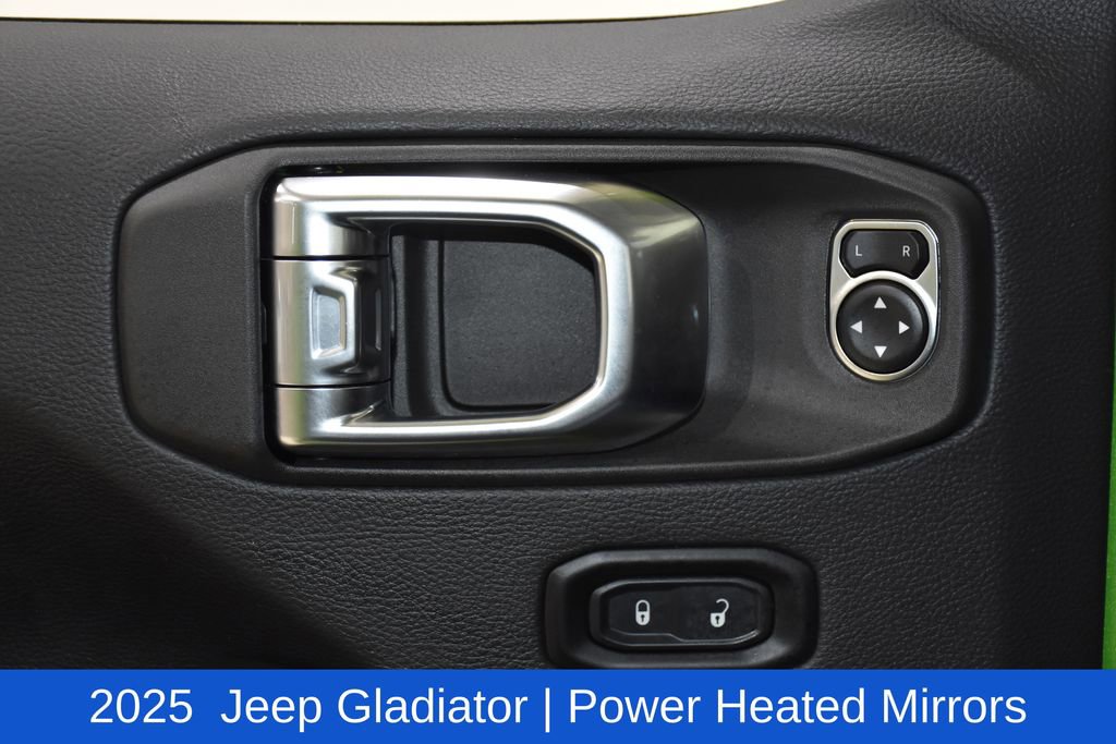 Used 2025 Jeep Gladiator Sport image 21