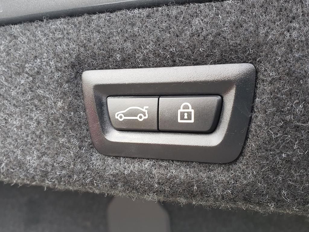 Used 2019 BMW 540i xDrive w/ Convenience Package AWD/4WD image 10