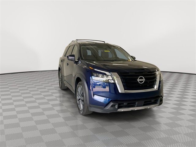 Certified 2025 Nissan Pathfinder SL w/ SL Premium Package image 2