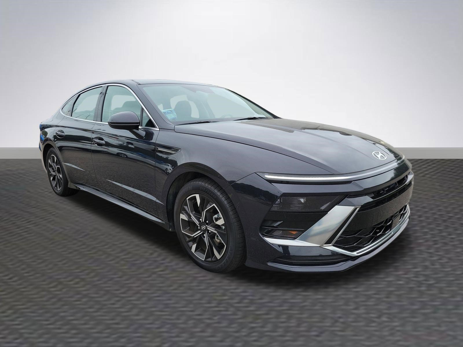 Used 2024 Hyundai Sonata SEL FWD image 1