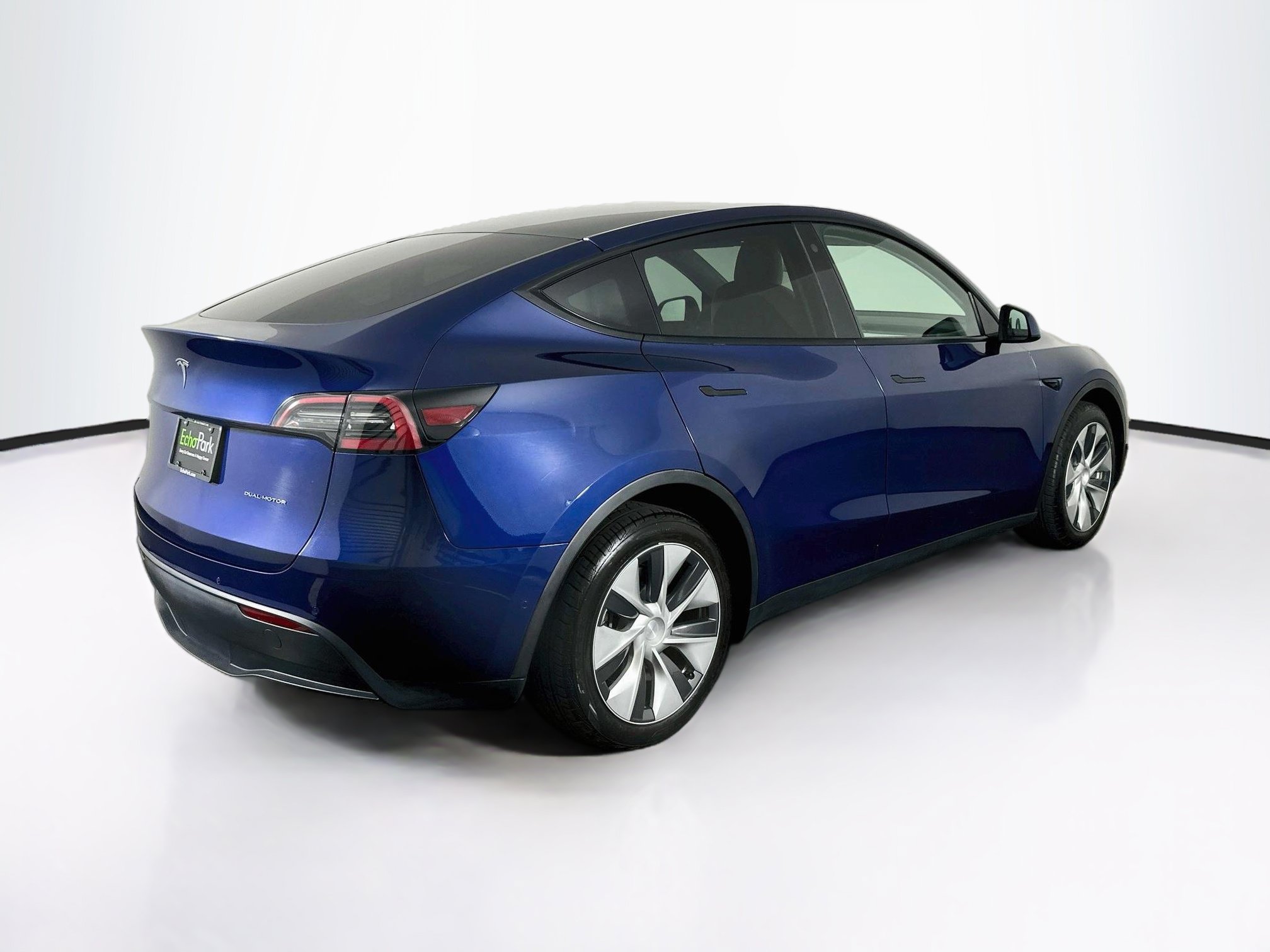 Used 2021 Tesla Model Y Long Range AWD/4WD image 9