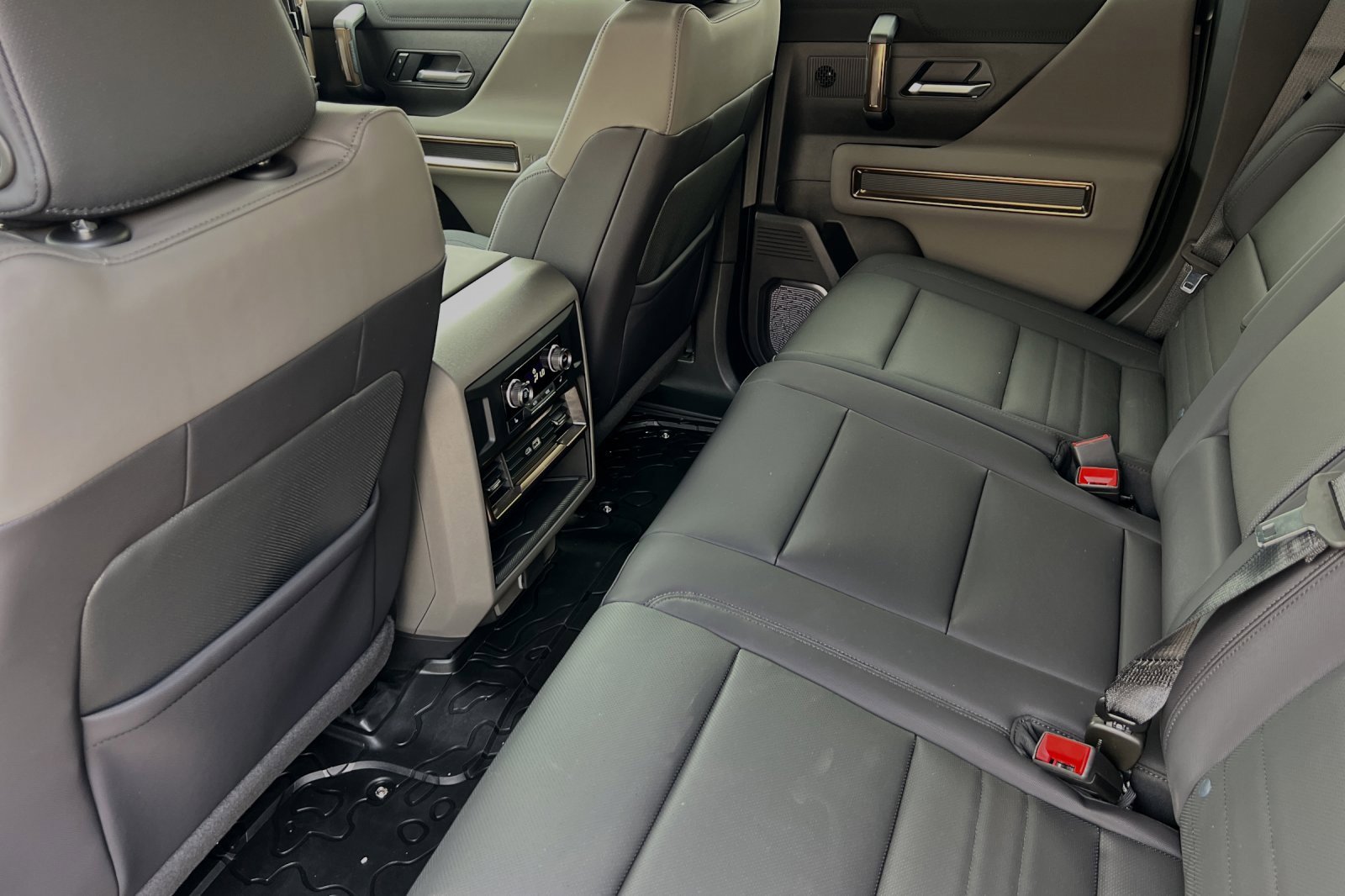 New 2025 GMC Hummer EV 3X w/ Extreme Off-Road Package image 13