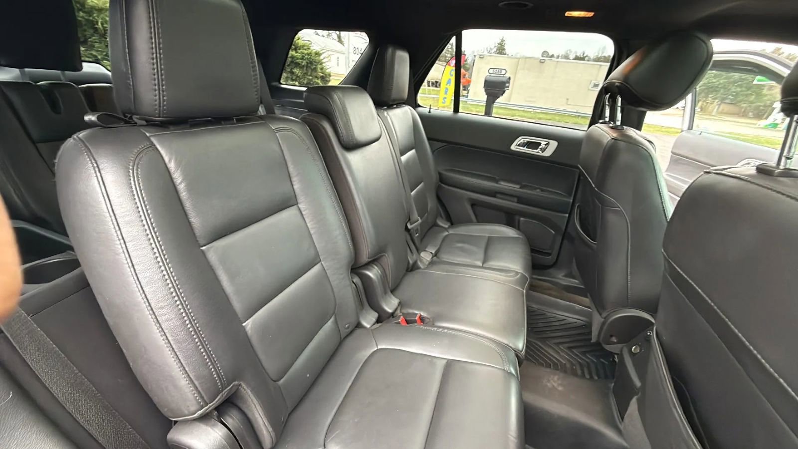 Used 2015 Ford Explorer XLT w/ Equipment Group 202A image 42