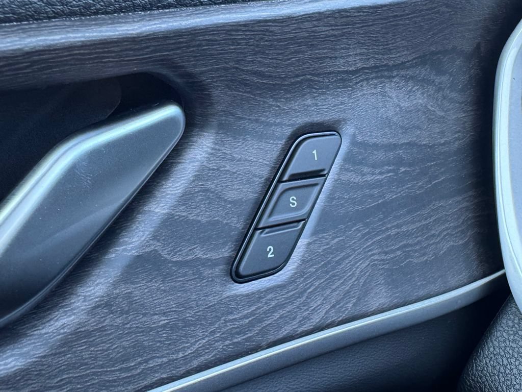 New 2027 Jeep Grand Cherokee Limited AWD/4WD image 24