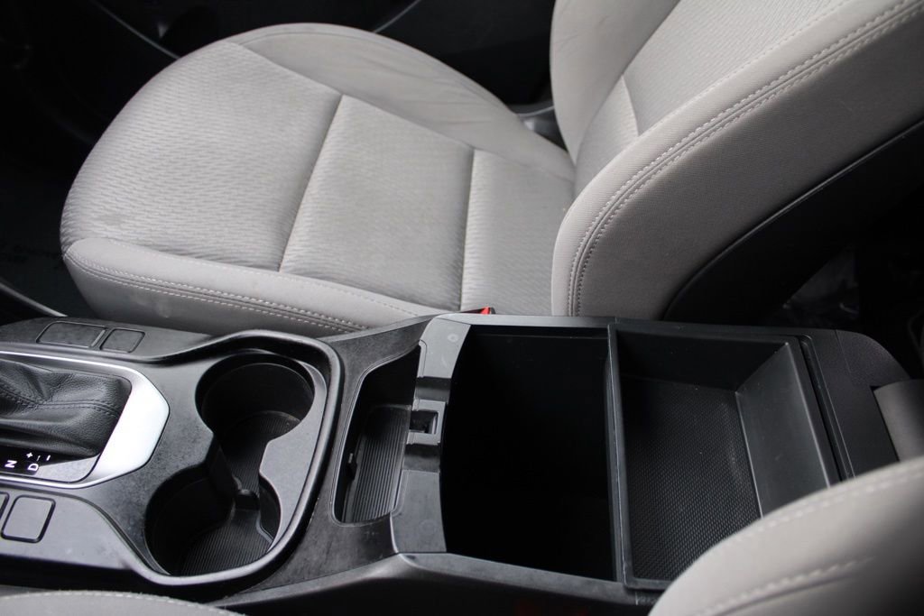 Used 2017 Hyundai Santa Fe SE image 37