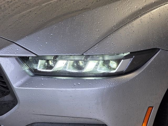 Used 2024 Ford Mustang Premium RWD image 39