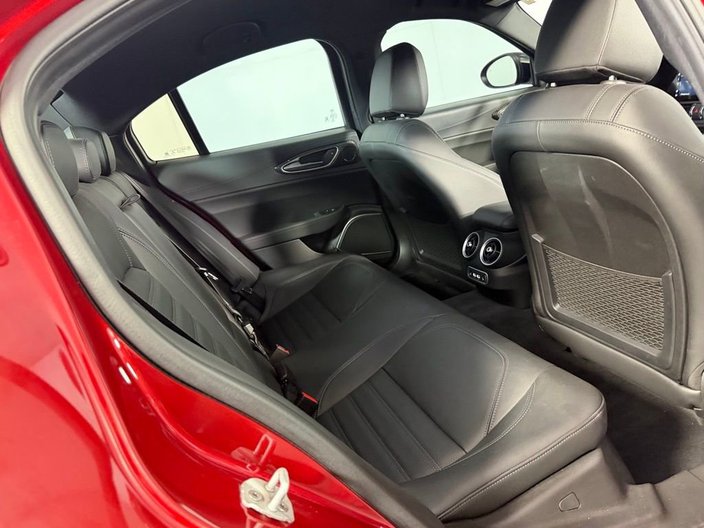 Used 2023 Alfa Romeo Giulia Quadrifoglio w/ Active Assist Plus Package image 32