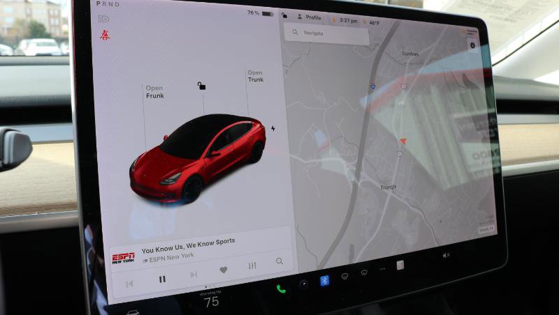 Used 2021 Tesla Model 3 Performance image 14