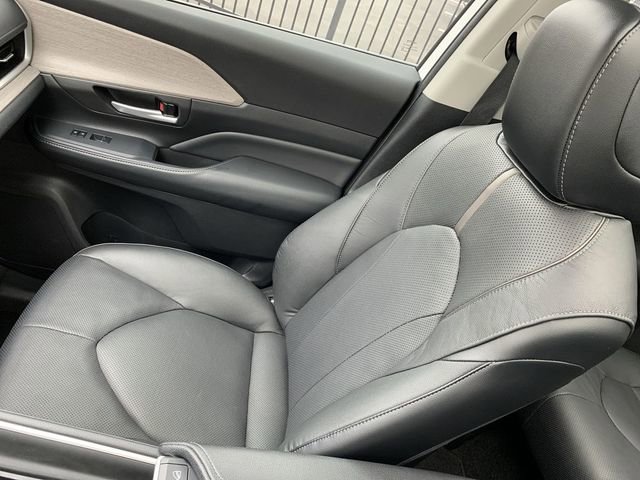 Used 2024 Toyota Grand Highlander Platinum image 31