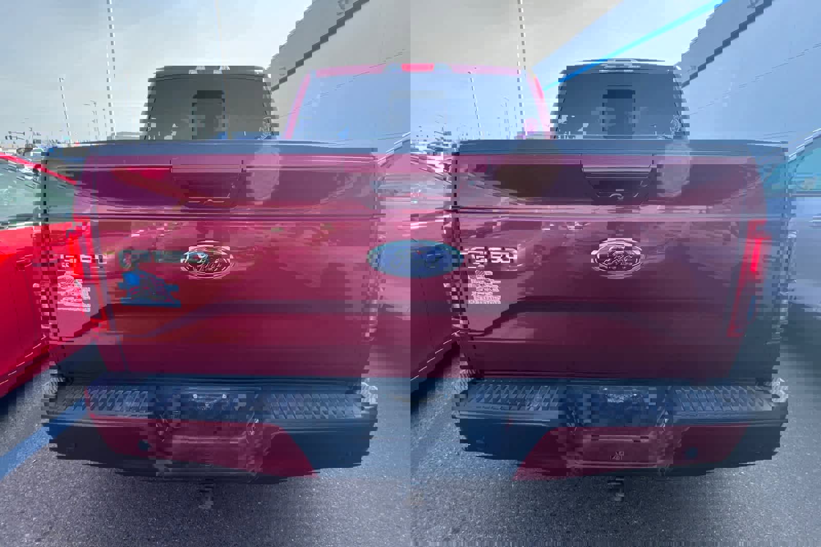 Used 2015 Ford F150 Lariat w/ Equipment Group 502A Luxury image 5