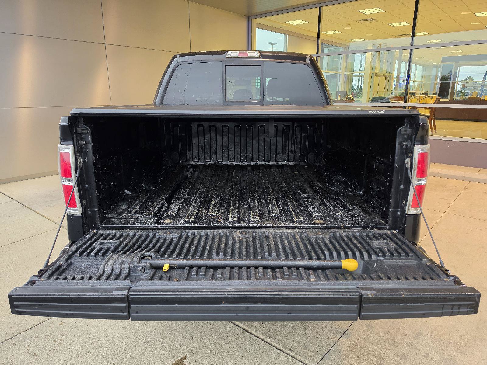 Used 2014 Ford F150 XLT w/ Equipment Group 302A Luxury AWD/4WD image 5