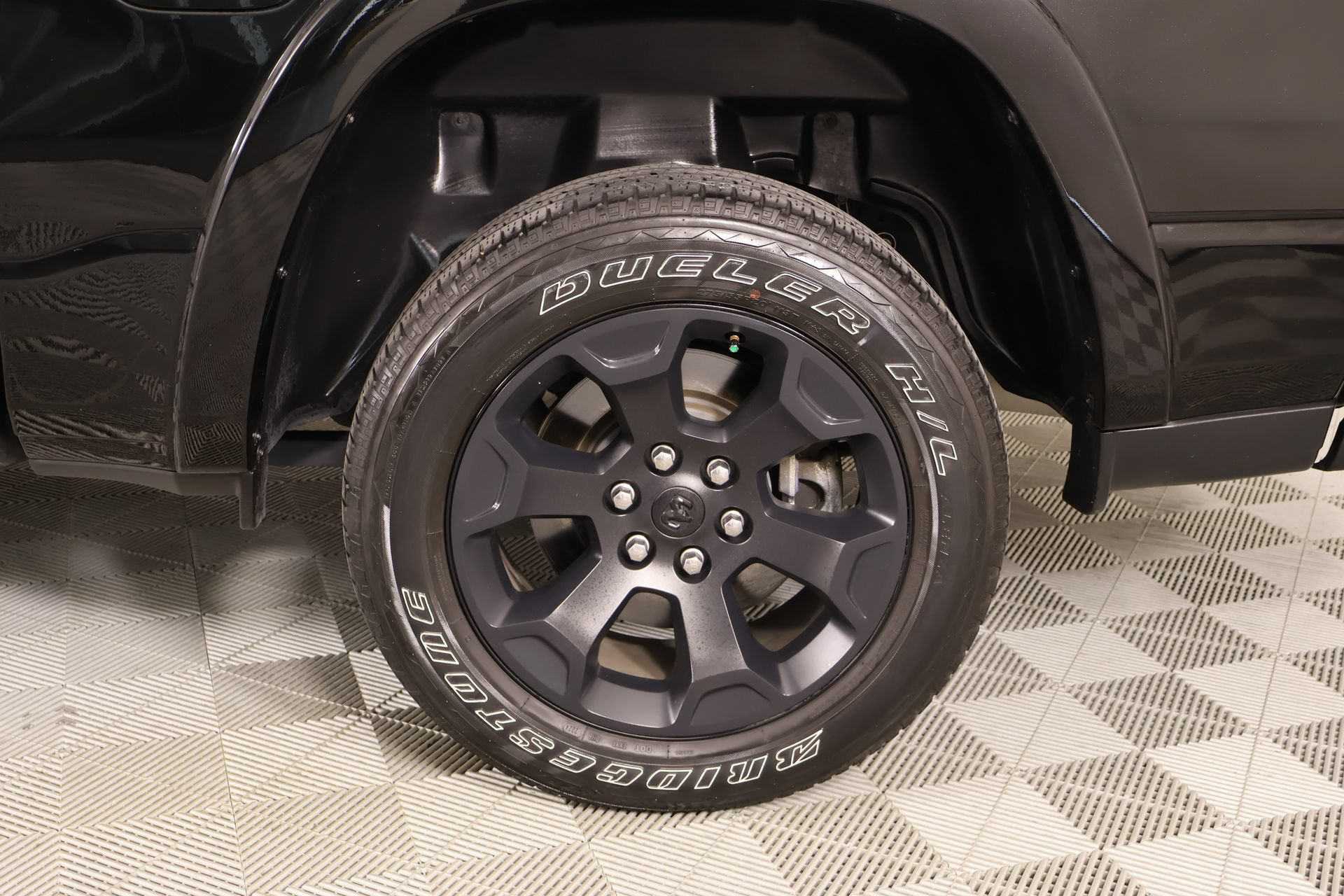 Used 2025 RAM 1500 Big Horn RWD image 19