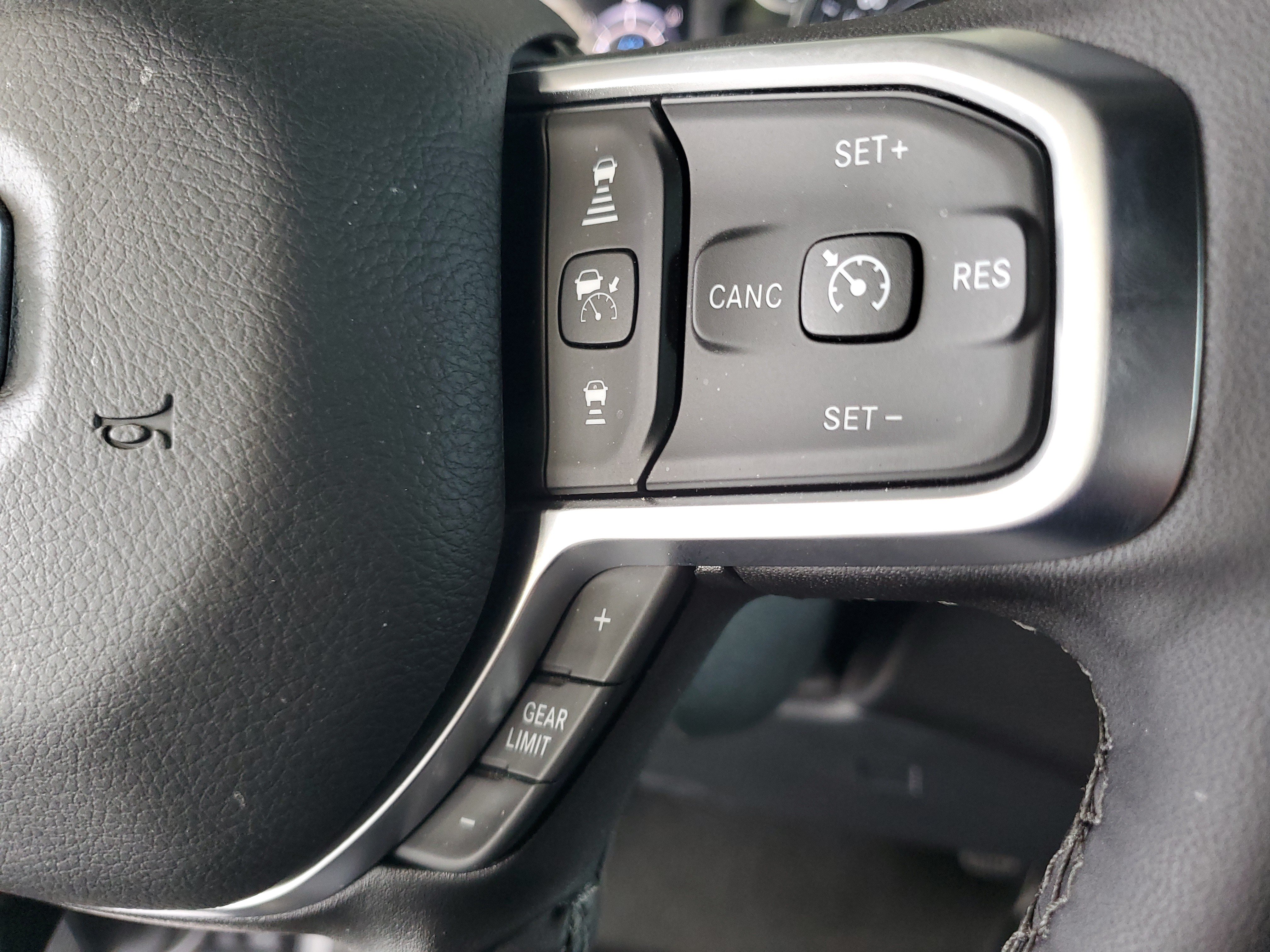 New 2025 RAM 2500 Big Horn AWD/4WD image 23