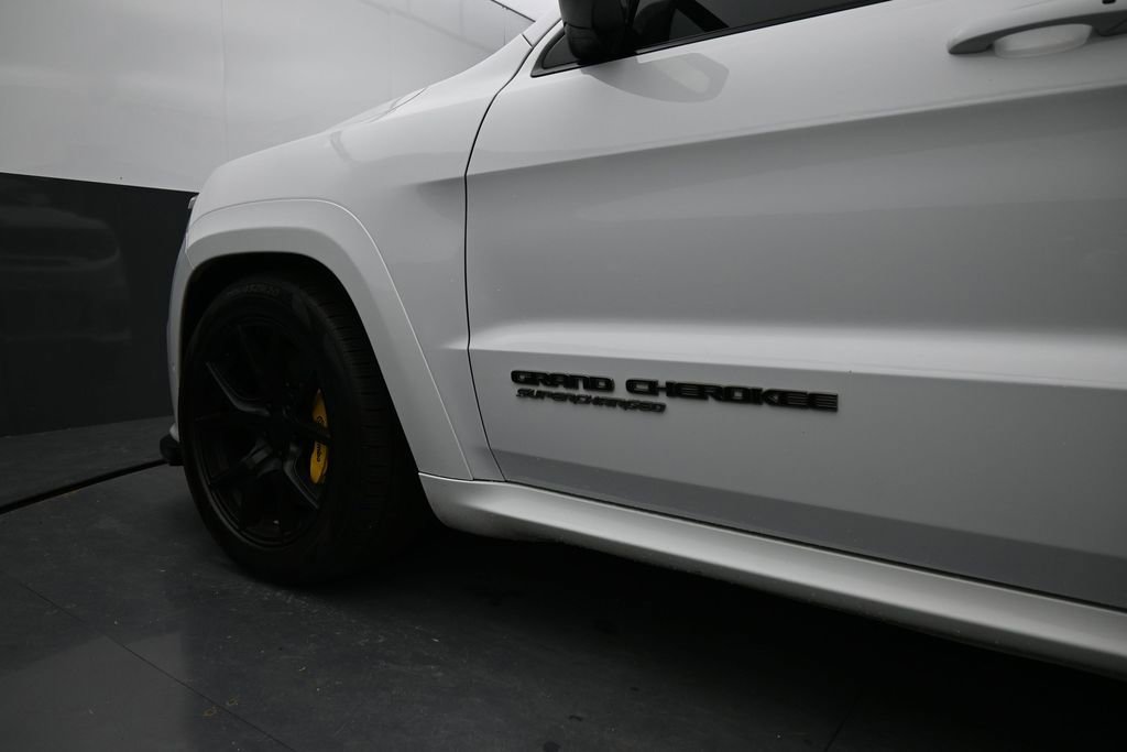 Used 2018 Jeep Grand Cherokee Trackhawk AWD/4WD image 16