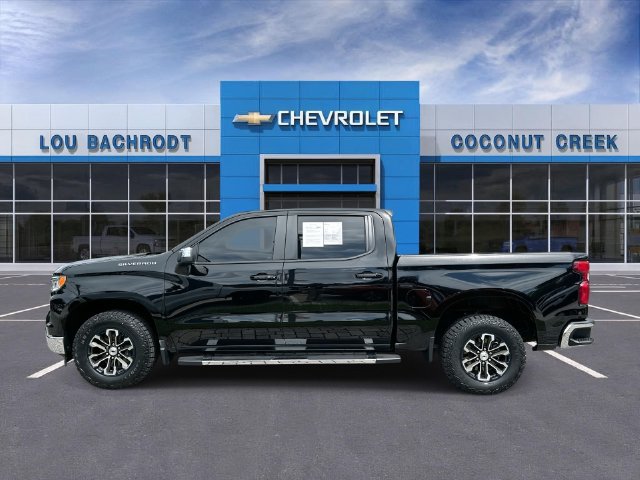 Used 2023 Chevrolet Silverado 1500 LT RWD image 5