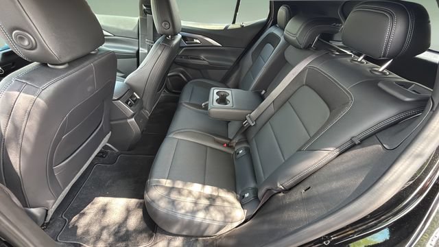 Used 2024 Chevrolet Equinox EV LT AWD/4WD image 18