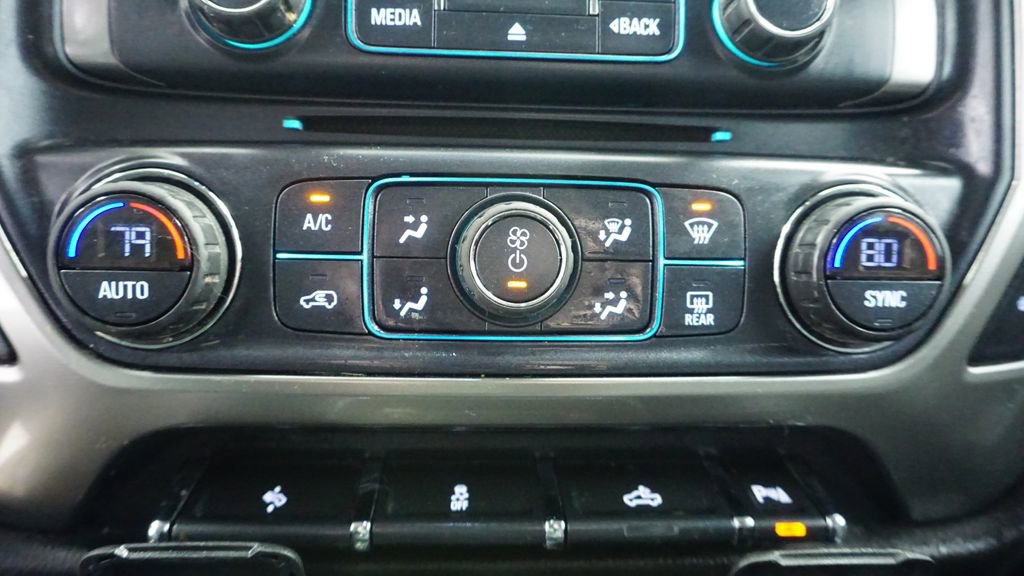 Used 2018 Chevrolet Silverado 1500 LT w/ All Star Edition image 24