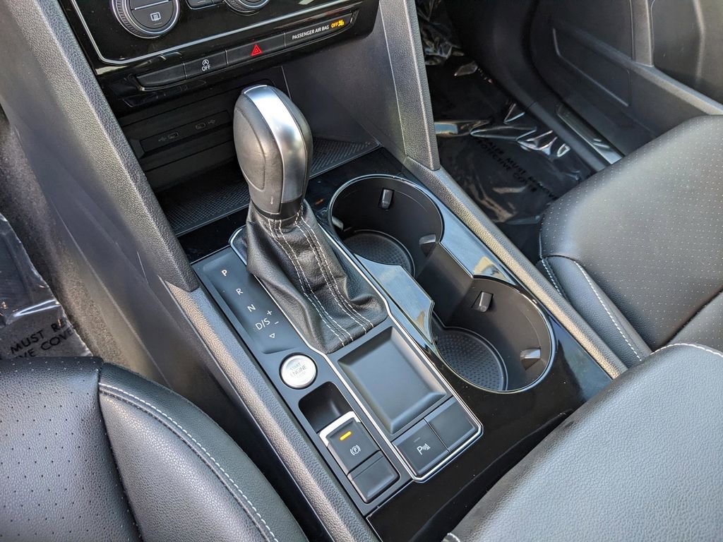 Used 2023 Volkswagen Atlas SE w/ Black Wheel Package FWD image 25