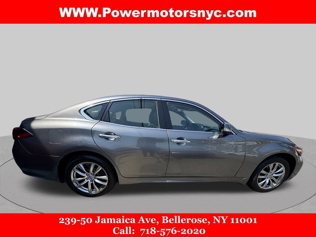 Used 2017 INFINITI Q70 3.7 AWD/4WD image 6