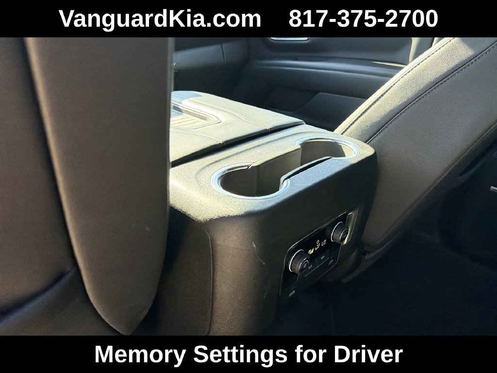 Used 2024 Chevrolet Tahoe LT RWD image 25