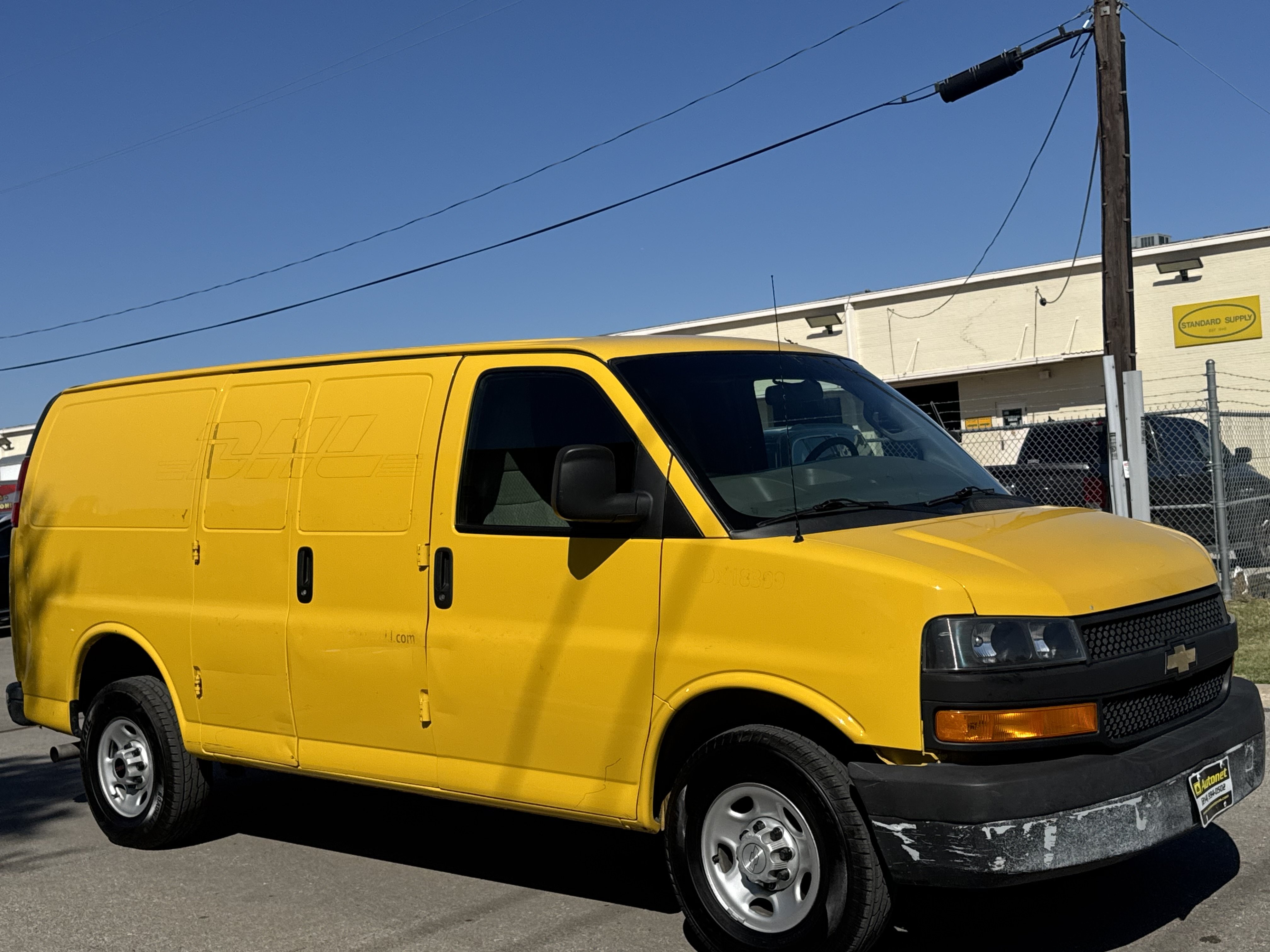 Used 2019 Chevrolet Express 2500 RWD image 5