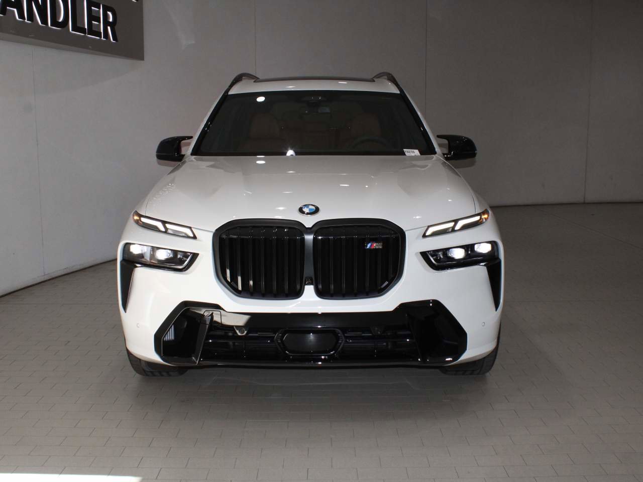 New 2026 BMW X7 M60i image 9