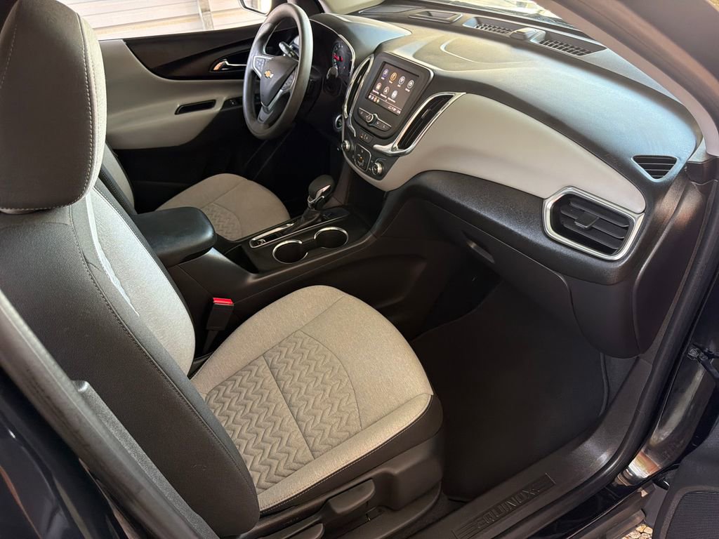 Used 2024 Chevrolet Equinox LS image 25