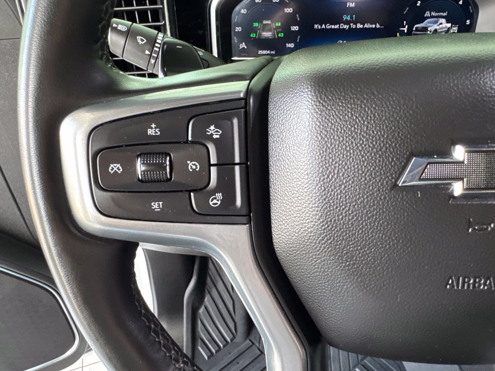 Used 2024 Chevrolet Silverado 1500 LT Trail Boss w/ Convenience Package II AWD/4WD image 26