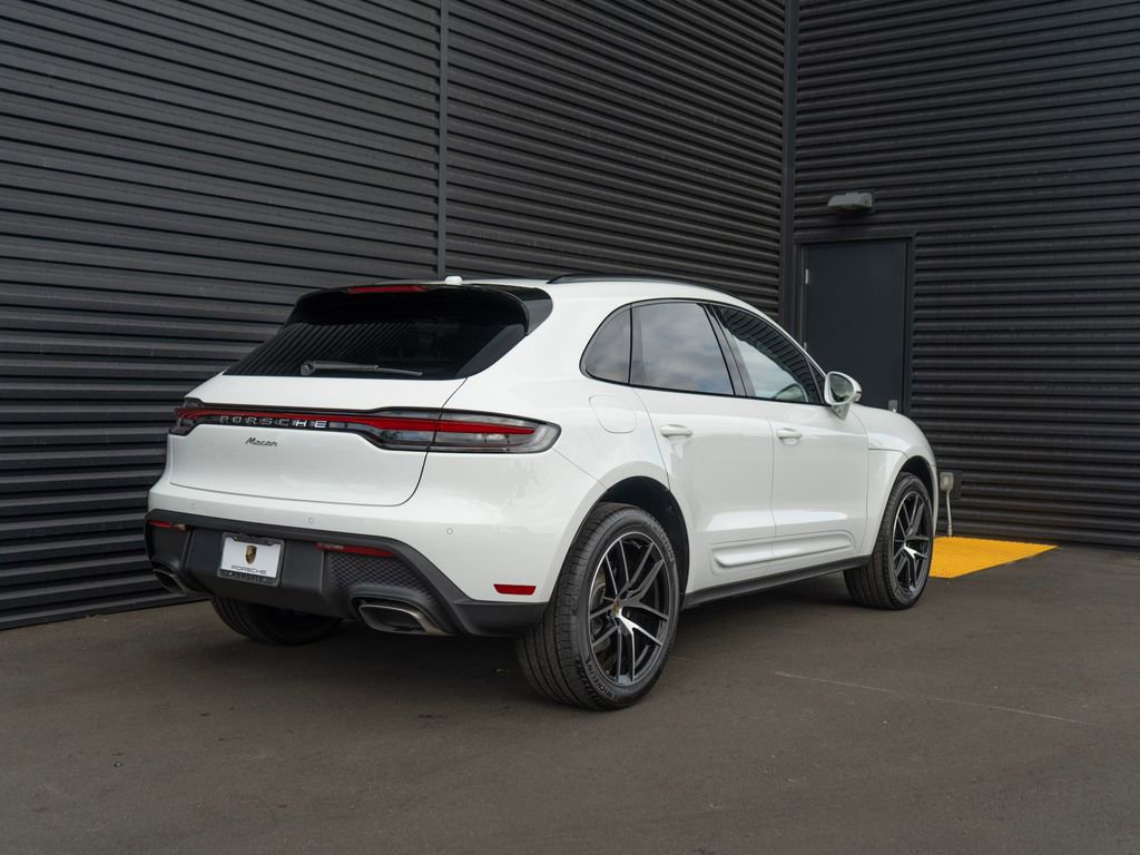 New 2025 Porsche Macan image 9