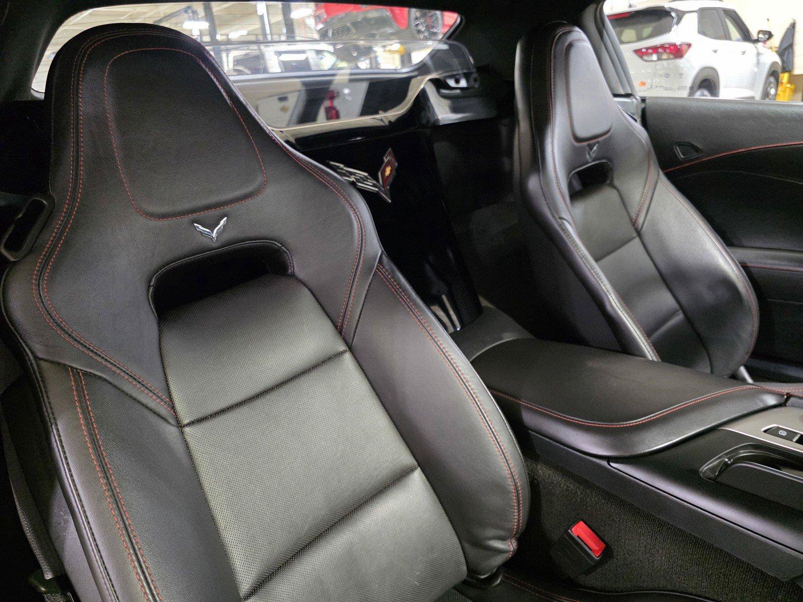Used 2016 Chevrolet Corvette Stingray Convertible w/ 3LT Preferred Equipment Group RWD image 17