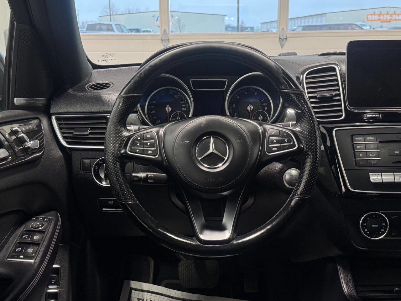 Used 2018 Mercedes-Benz GLS 450 4MATIC image 32