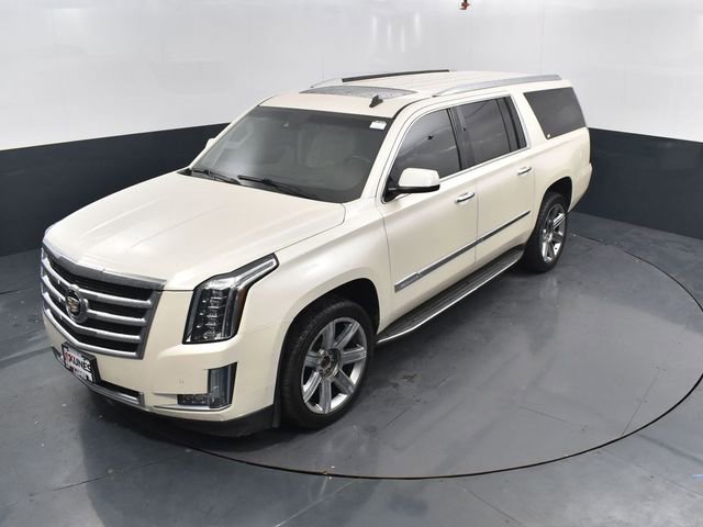 Used 2015 Cadillac Escalade ESV Luxury image 45