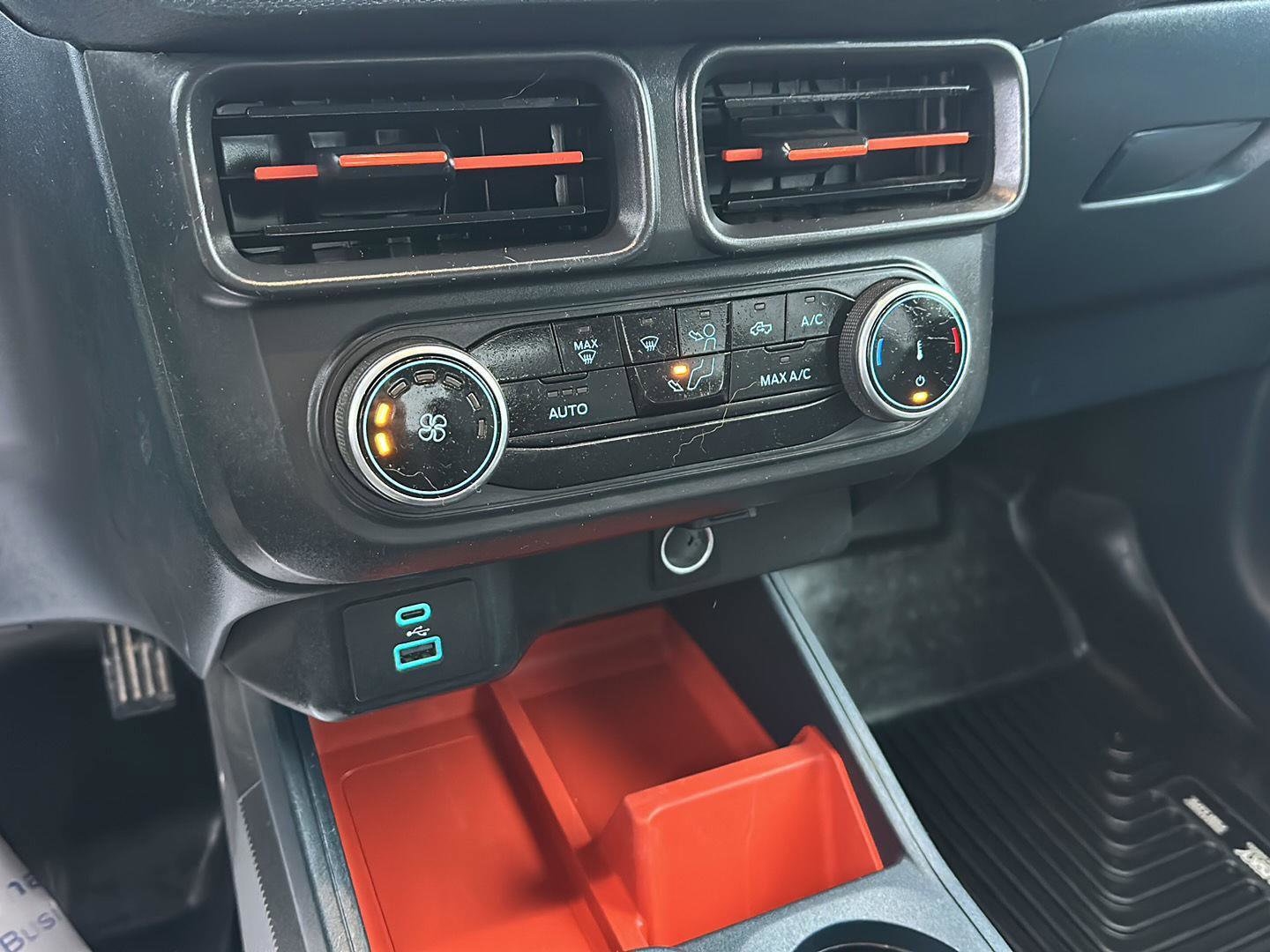 Used 2024 Ford Maverick XLT image 24