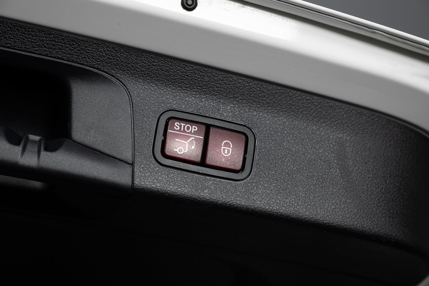 Used 2021 Mercedes-Benz GLS 450 4MATIC image 27