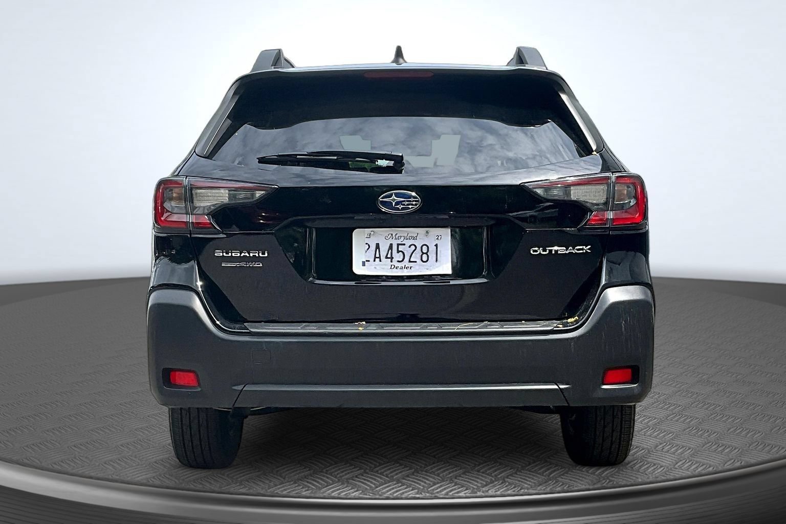 Used 2023 Subaru Outback Premium AWD/4WD image 6