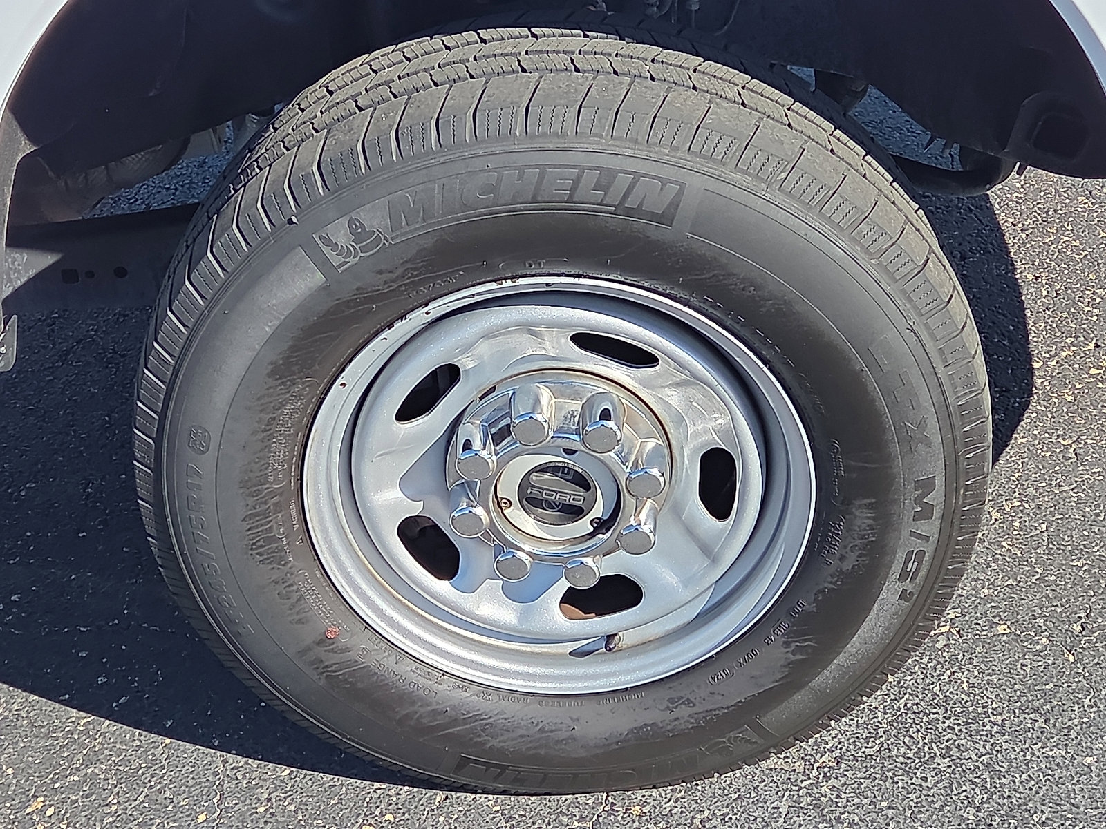 Used 2024 Ford F250 XL w/ 360-Degree Camera Package image 7