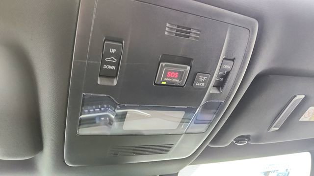 Used 2019 Lexus UX 200 FWD image 52