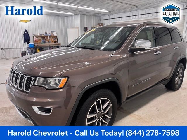 Used 2021 Jeep Grand Cherokee Limited w/ Trailer Tow Group IV image 3