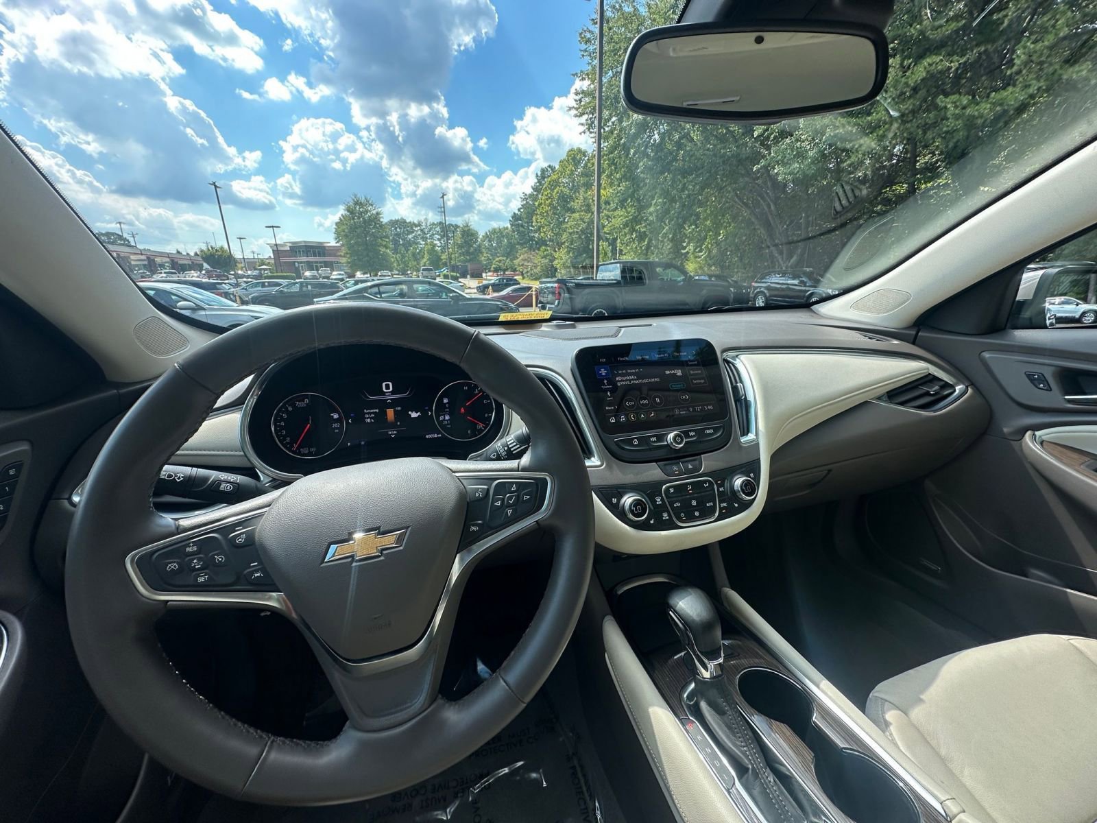 Used 2024 Chevrolet Malibu LT image 33