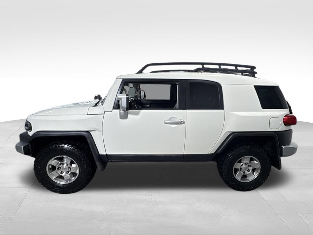 Used 2010 Toyota FJ Cruiser 4WD image 5