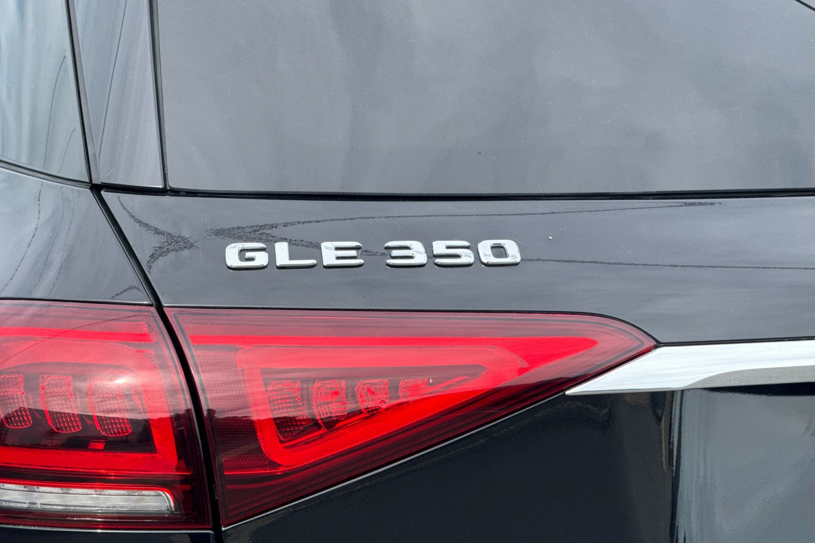 Used 2023 Mercedes-Benz GLE 350 w/ Premium Package image 27