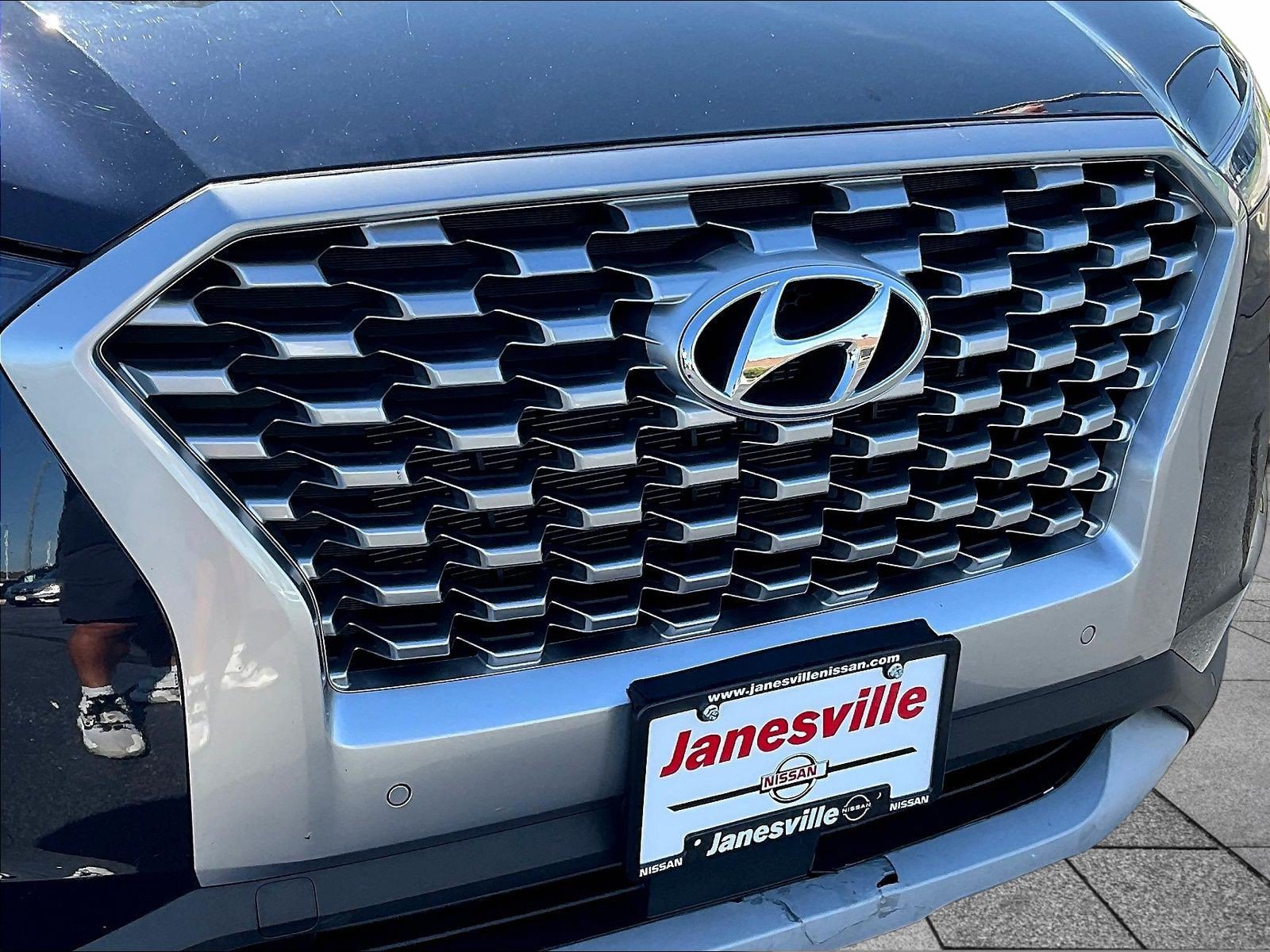 Used 2022 Hyundai Palisade SEL w/ 8P Bench Seat Package AWD/4WD image 37