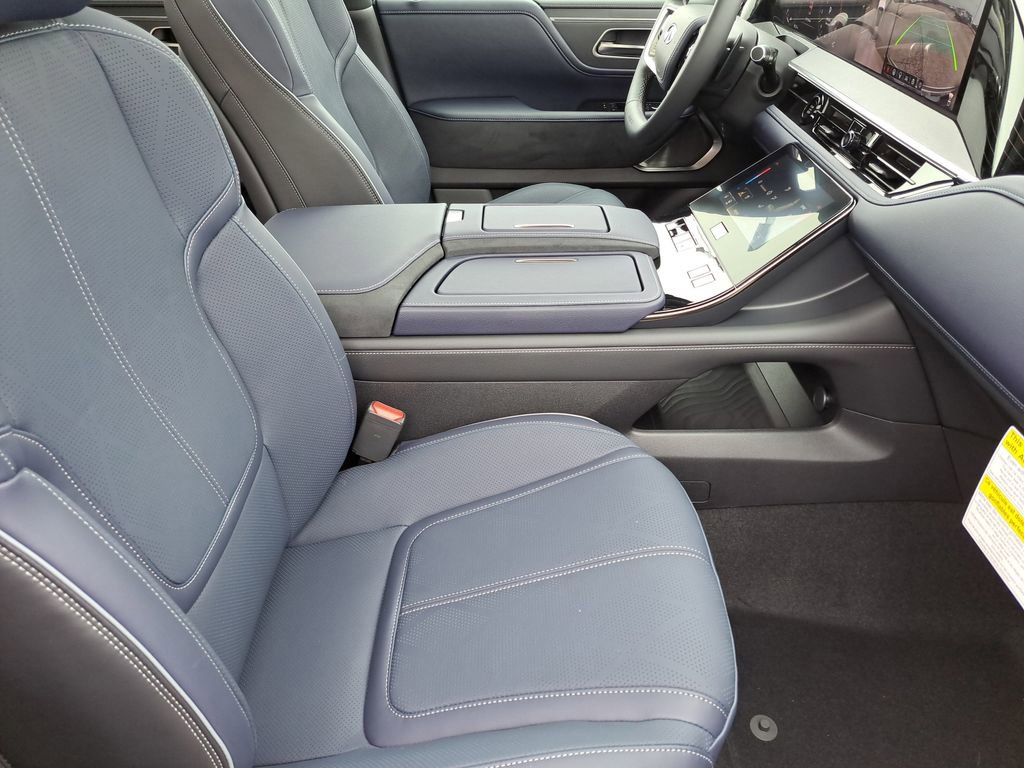 New 2026 INFINITI QX80 4WD w/ Sport Exterior Package image 19