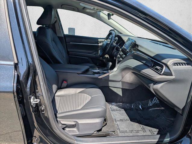 Used 2023 Toyota Camry SE FWD image 17