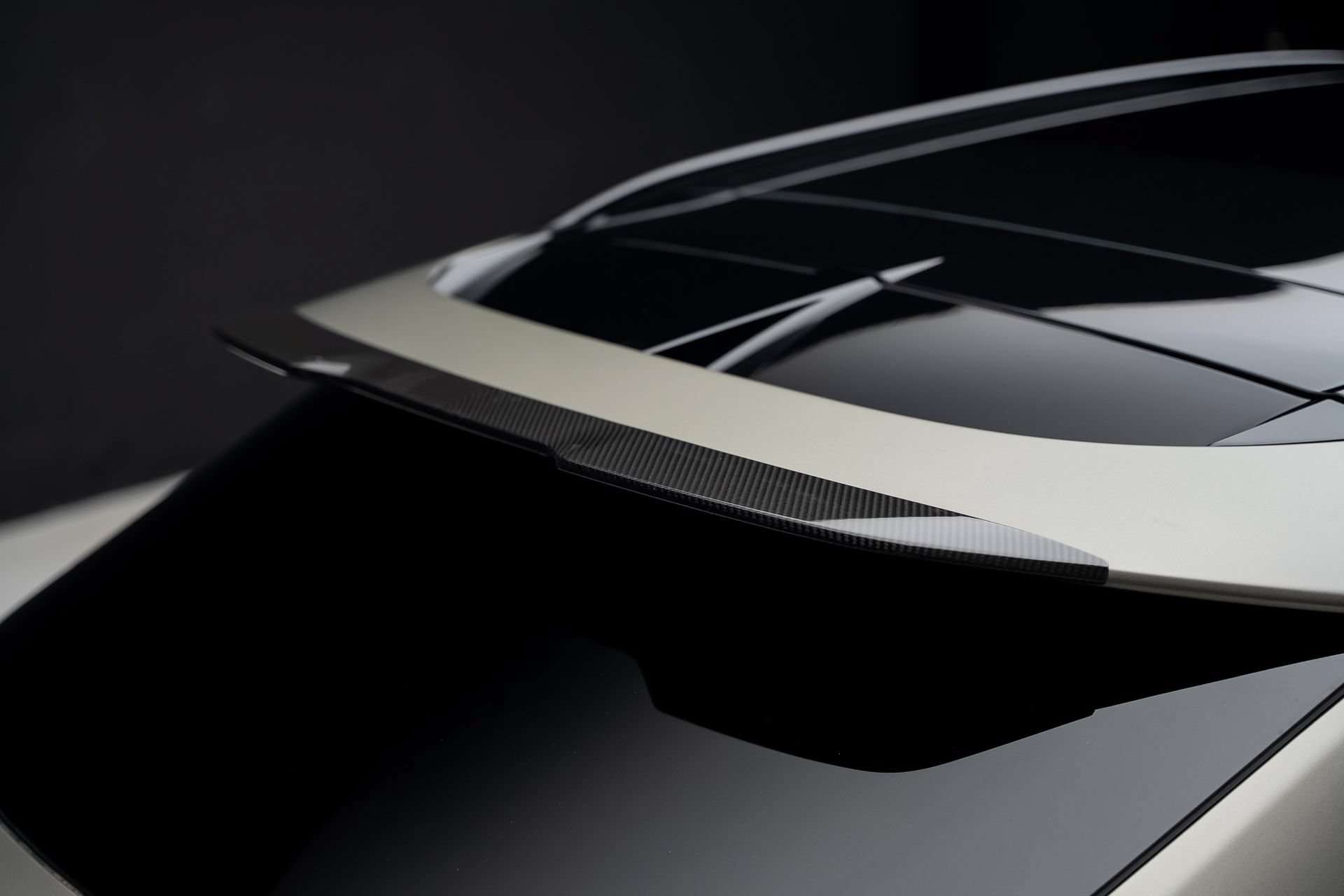 Used 2023 Aston Martin DBX 707 AWD/4WD image 32