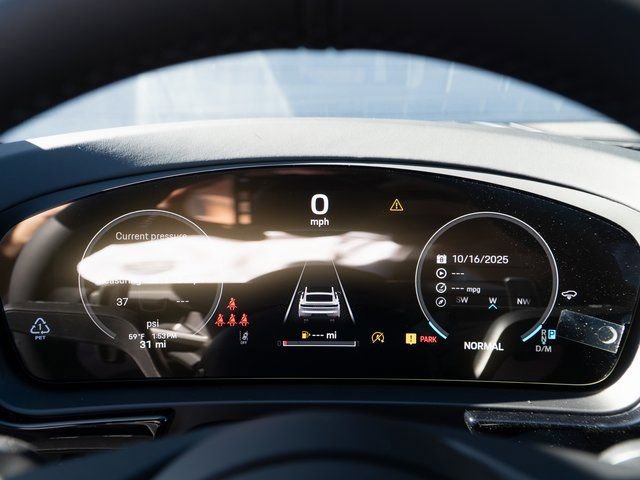 New 2026 Porsche Cayenne GTS image 24