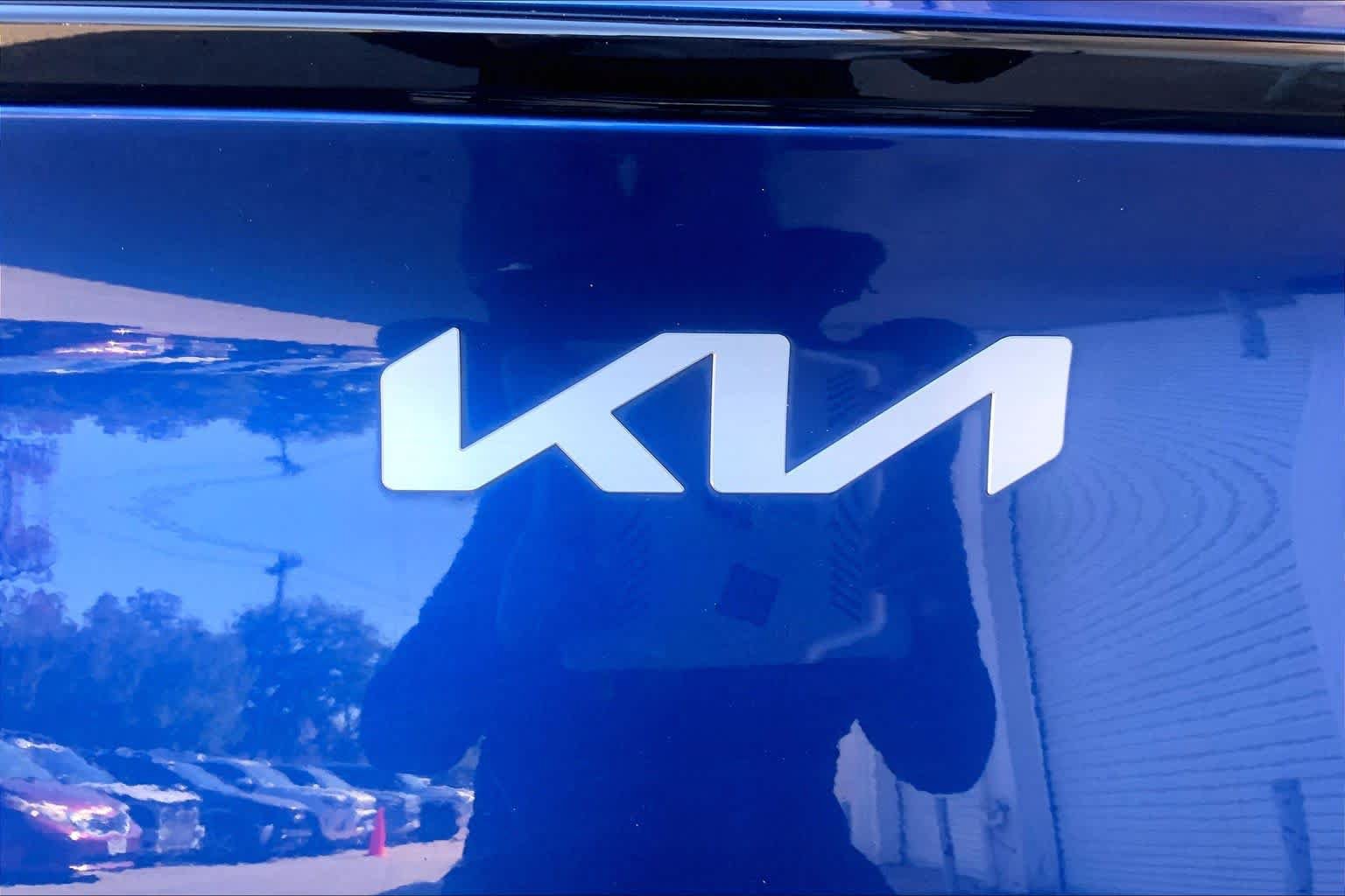 Used 2023 Kia Sportage EX AWD/4WD image 30