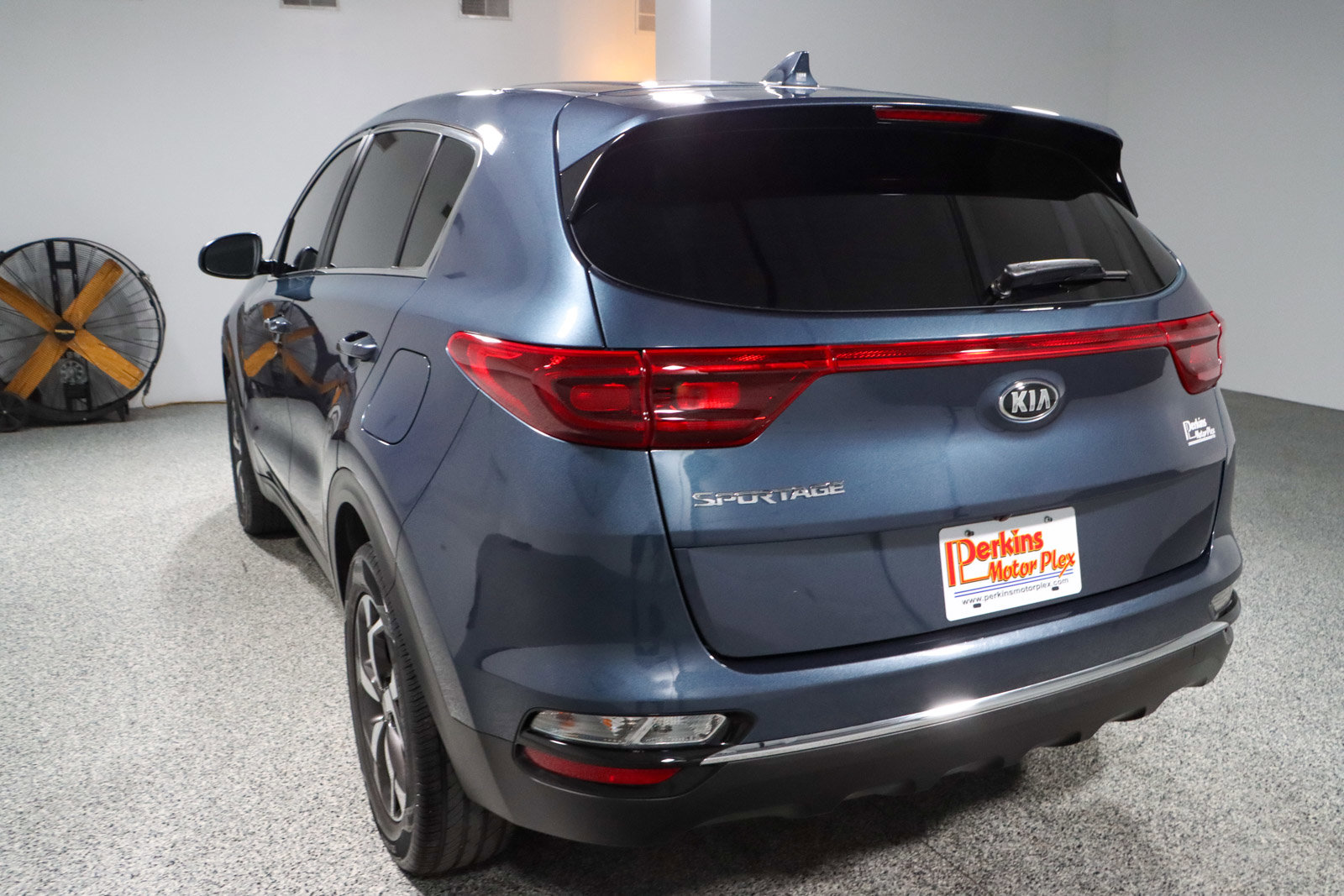 Used 2022 Kia Sportage LX image 9