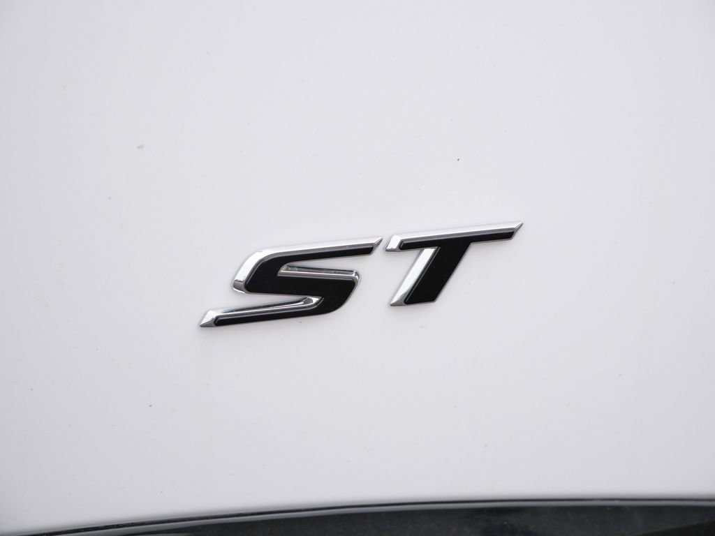 New 2026 Buick Envision Sport Touring image 21